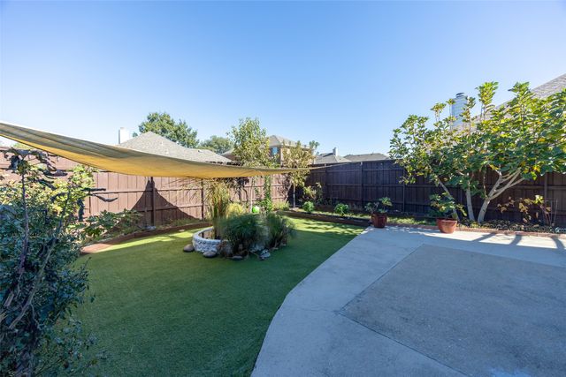 9216 Sterling Gate Drive, Mckinney, TX 75072