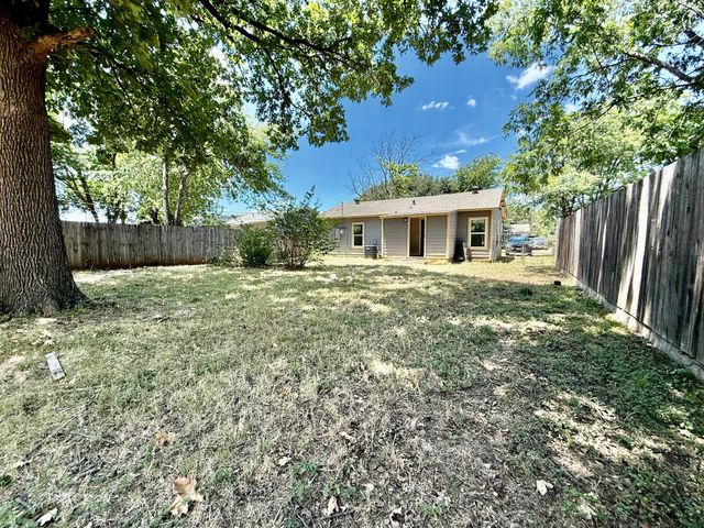 1521 Withers Street, Fort Worth, TX 76105
