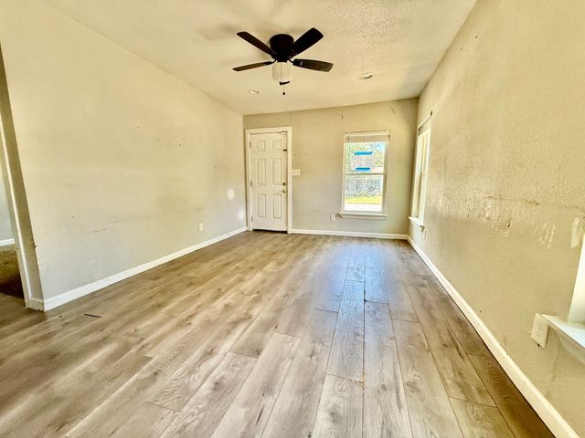 1521 Withers Street, Fort Worth, TX 76105