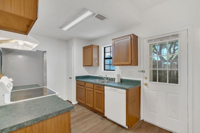 200 Samuel Boulevard 1, Coppell, TX 75019