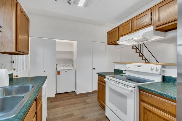 200 Samuel Boulevard 1, Coppell, TX 75019
