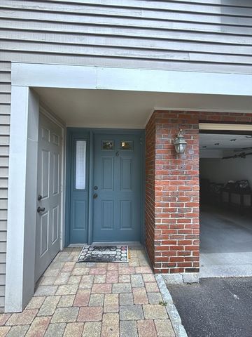 174 Adams St 6, Newton, MA 02458