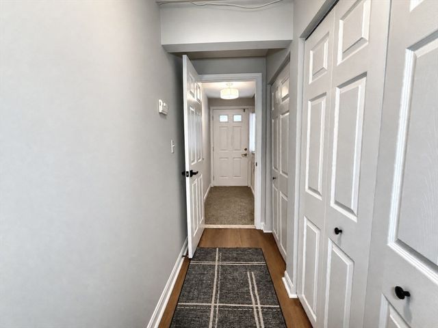 174 Adams St 6, Newton, MA 02458