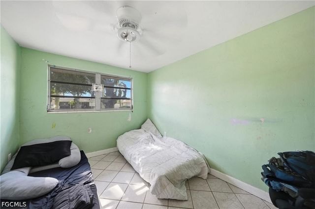1201 Alabar LN, Cape Coral, FL 33909