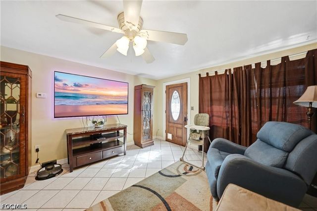 1201 Alabar LN, Cape Coral, FL 33909