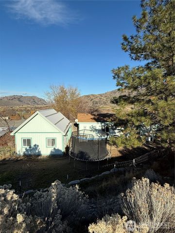 105 Lower Tower Street, Riverside, WA 98849