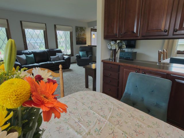 825 Garvens AVENUE, Brookfield, WI 53005