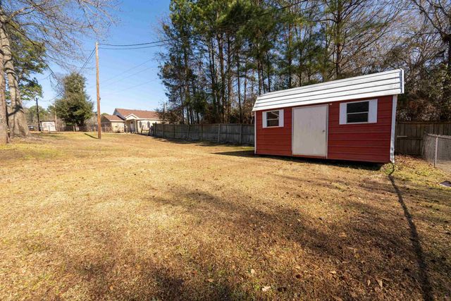 312 S Pecan St., White Oak, TX 75693