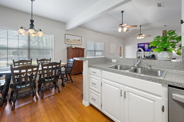 312 S Pecan St., White Oak, TX 75693