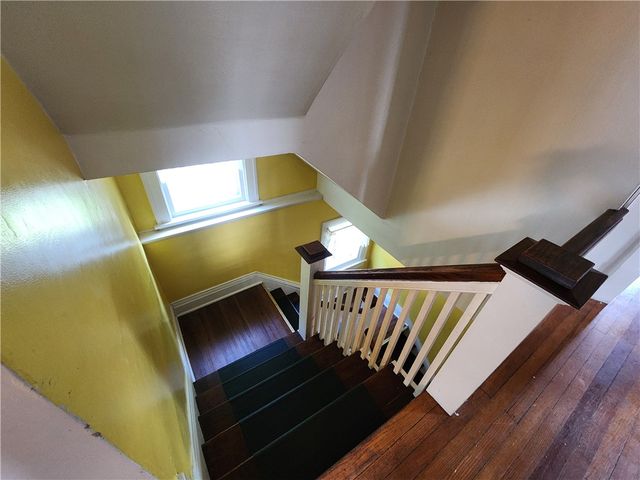 916 Harrison St, New Castle, PA 16101