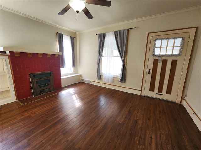 916 Harrison St, New Castle, PA 16101