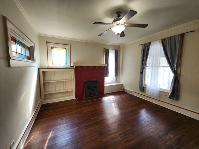 916 Harrison St, New Castle, PA 16101