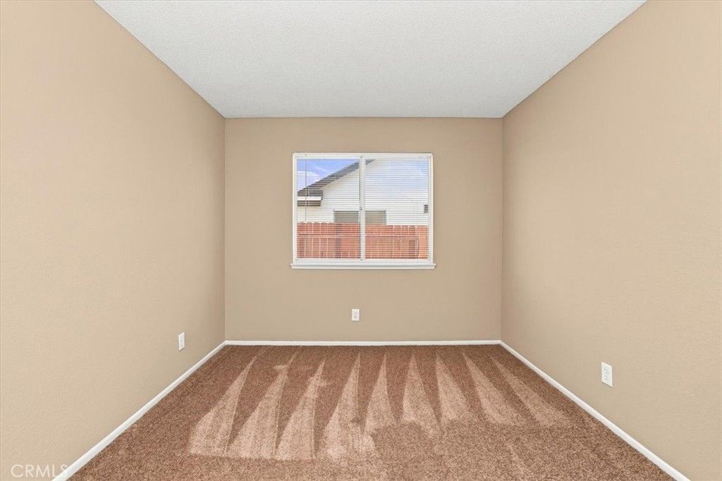 Image 22 of property listing at 1855 E Avenue R2, Palmdale, CA 93550