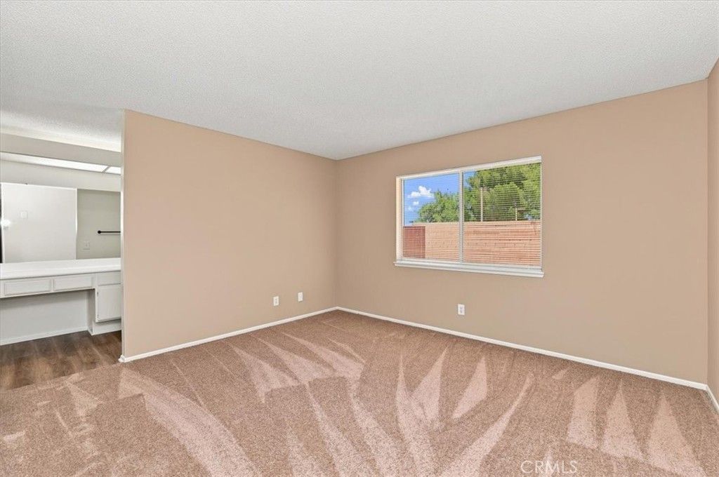 Image 24 of property listing at 1855 E Avenue R2, Palmdale, CA 93550