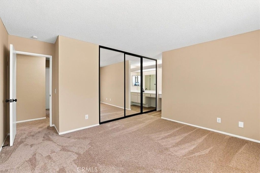 Image 25 of property listing at 1855 E Avenue R2, Palmdale, CA 93550