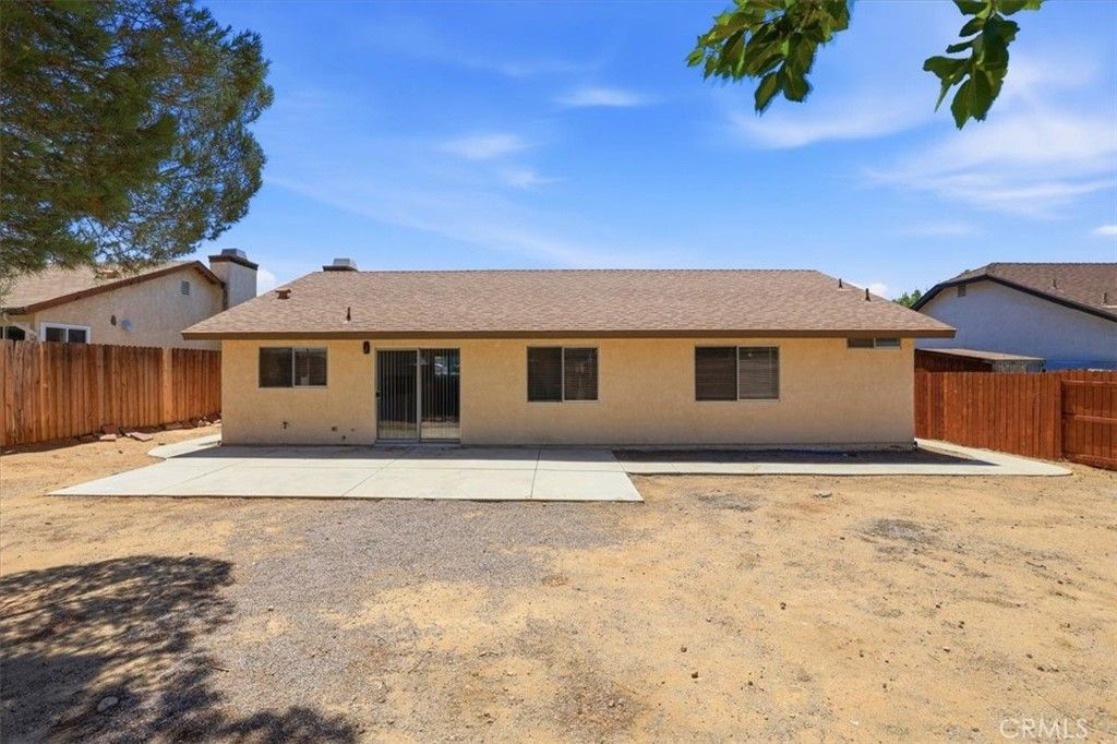 Image 32 of property listing at 1855 E Avenue R2, Palmdale, CA 93550