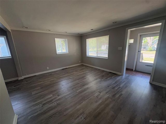 21410 Doepfer Road, Warren, MI 48091