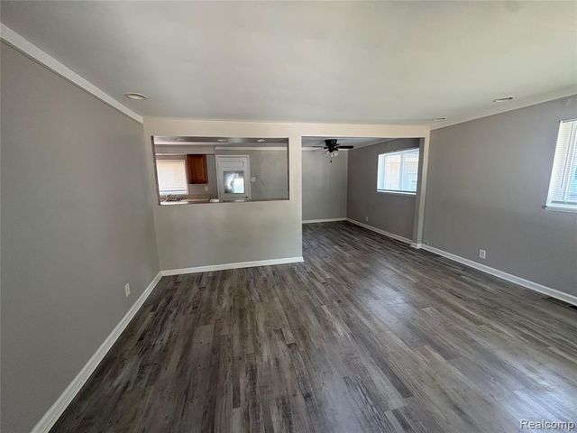 21410 Doepfer Road, Warren, MI 48091