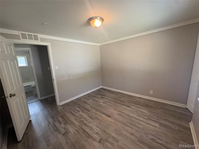 21410 Doepfer Road, Warren, MI 48091