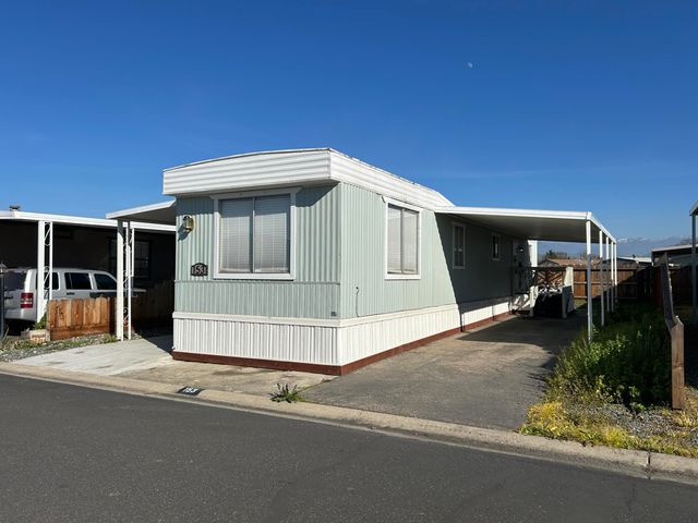 720 E Worth Avenue 153, Porterville, CA 93257