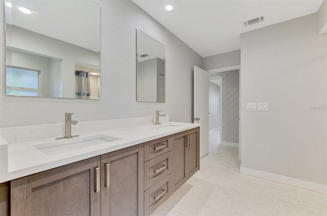 1224 S VIEW DRIVE, Sarasota, FL 34242