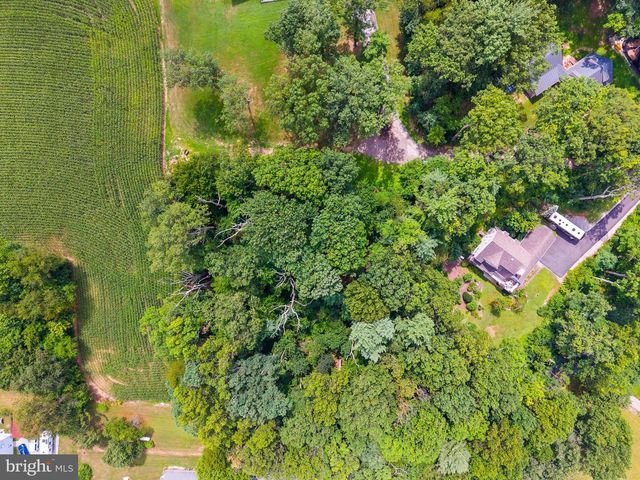 OAK TREE LN, Spring Grove, PA 17362