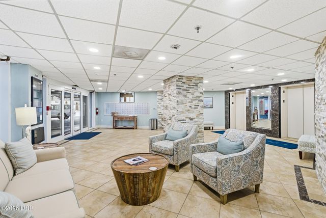 2625 S Atlantic Ave Apt 5NW, Daytona Beach Shores, FL 32118