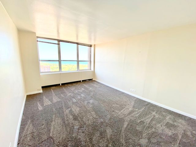 655 W Irving Park Road 3604, Chicago, IL 60613