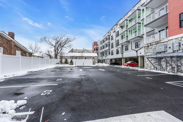 19 Carr Avenue 216, Keansburg, NJ 07734