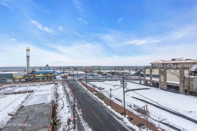 19 Carr Avenue 216, Keansburg, NJ 07734