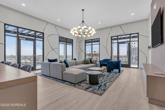 19 Carr Avenue 216, Keansburg, NJ 07734