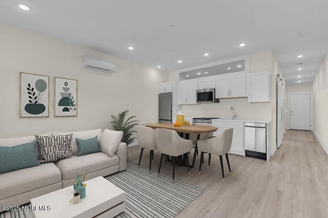 19 Carr Avenue 216, Keansburg, NJ 07734