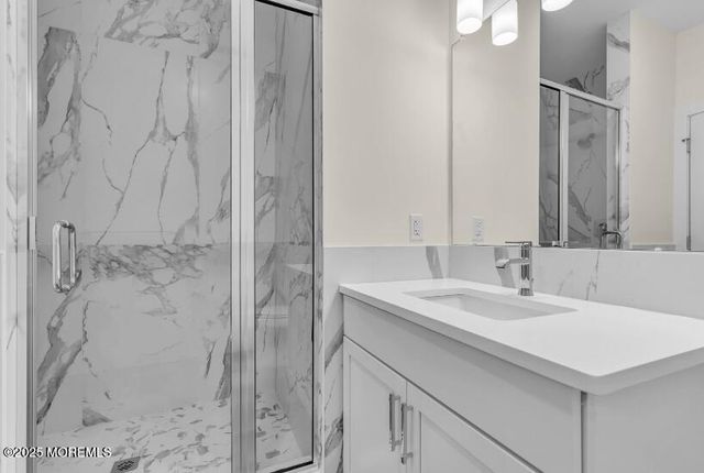 19 Carr Avenue 216, Keansburg, NJ 07734