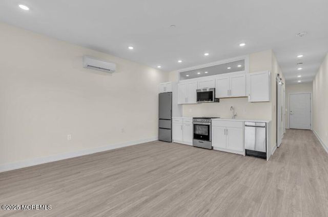 19 Carr Avenue 216, Keansburg, NJ 07734