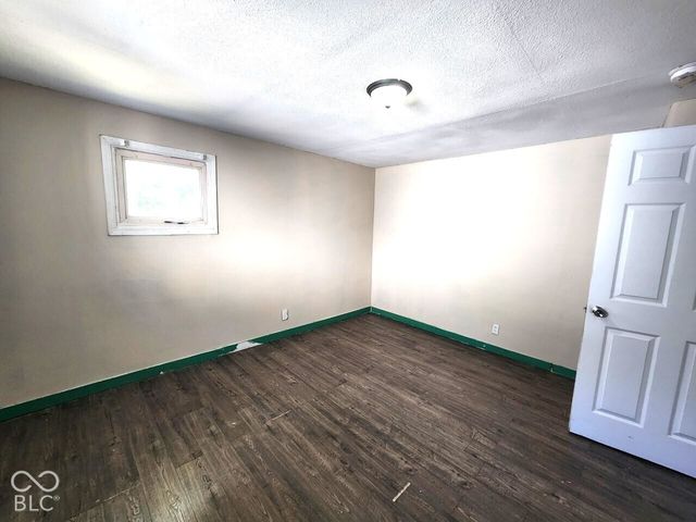 2632 Central Avenue, Anderson, IN 46016