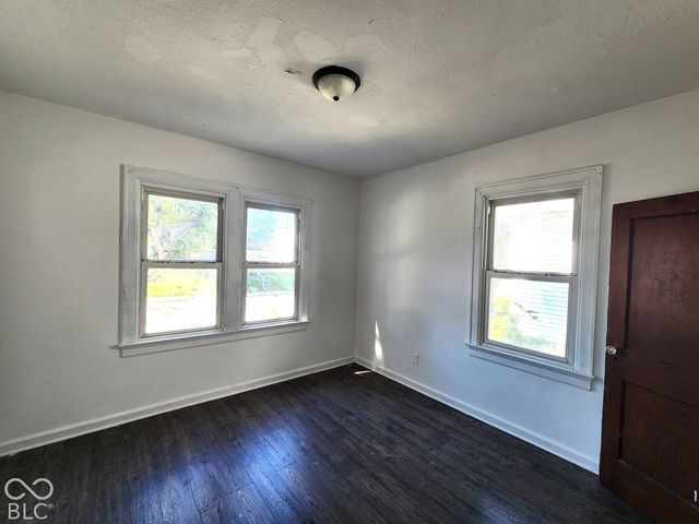 2632 Central Avenue, Anderson, IN 46016