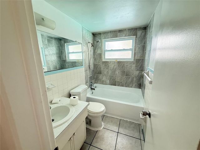 4233 DARLINGTON ROAD, Holiday, FL 34691