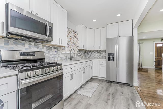 47 Willry Street, Woodbridge Proper, NJ 07095