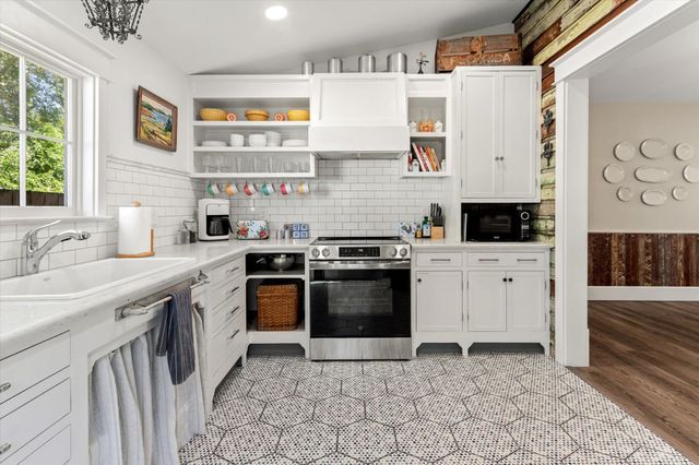 16 Locust St, St Augustine, FL 32084