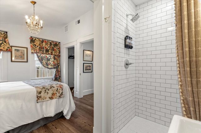 16 Locust St, St Augustine, FL 32084