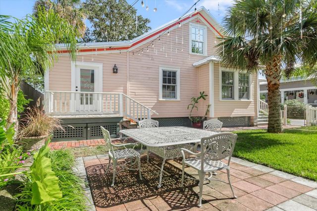 16 Locust St, St Augustine, FL 32084