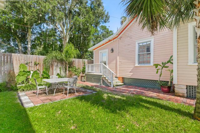 16 Locust St, St Augustine, FL 32084