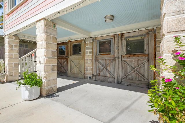 16 Locust St, St Augustine, FL 32084