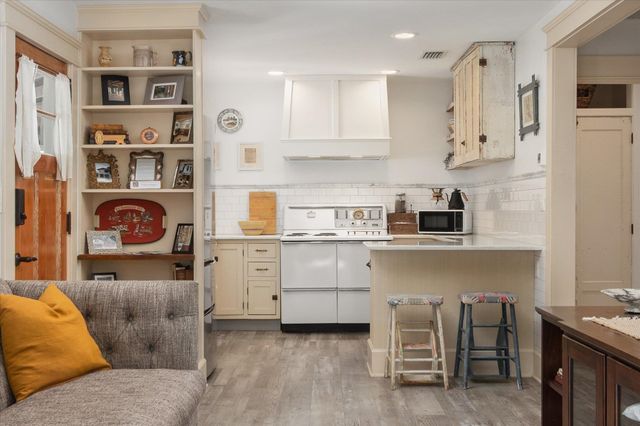 16 Locust St, St Augustine, FL 32084