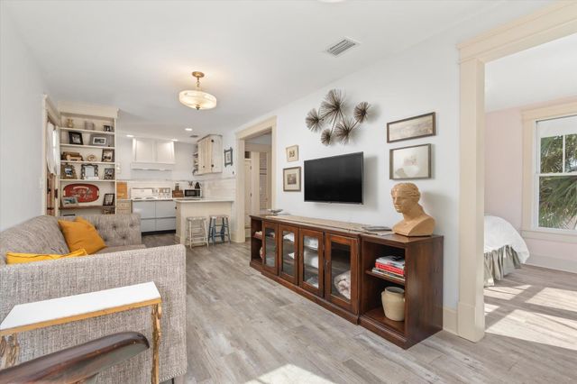 16 Locust St, St Augustine, FL 32084