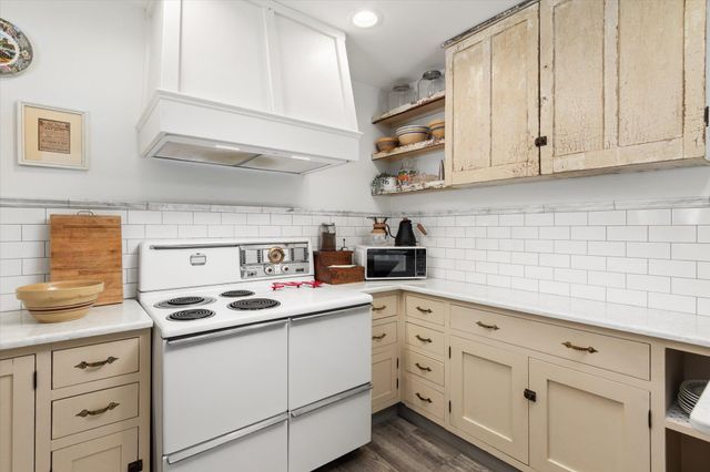 16 Locust St, St Augustine, FL 32084