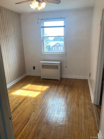 70-54 260th Street GV115, Glen Oaks, NY 11004