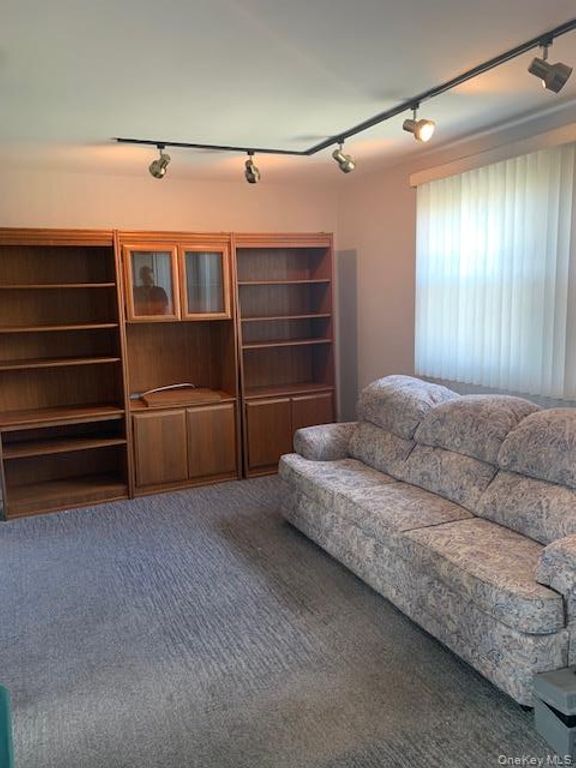 70-54 260th Street GV115, Glen Oaks, NY 11004 — photo 2