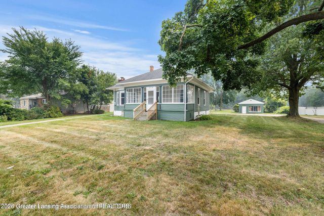 3719 W Willow Street, Lansing, MI 48917