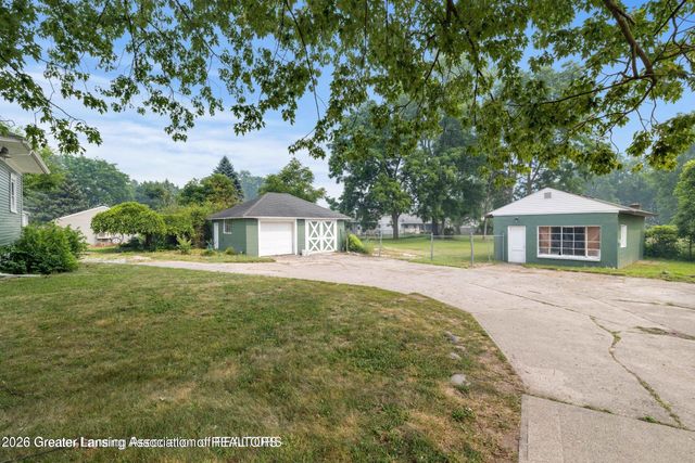 3719 W Willow Street, Lansing, MI 48917